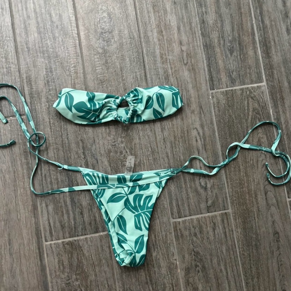 SHEIN Teal Leaf Pattern Bikini